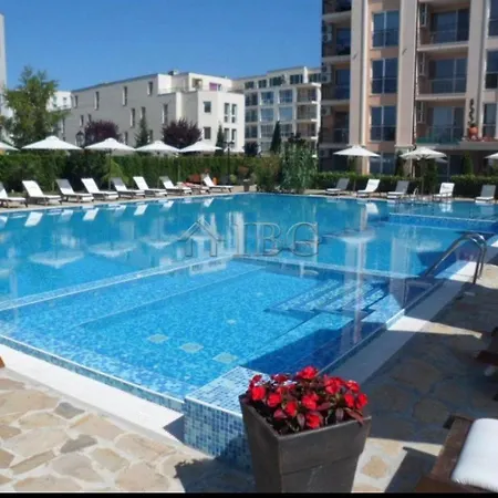 Sunny 6 Pers Avec Piscine Apartment Sunny Beach
